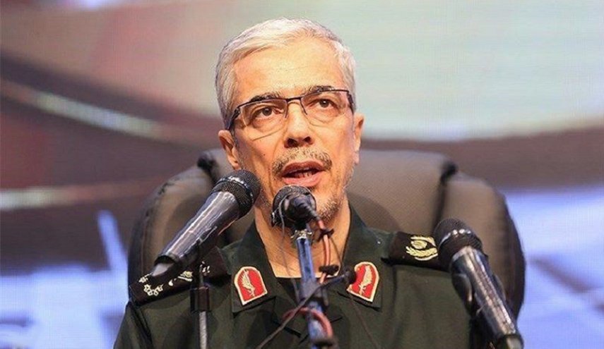 اللواء باقري يؤكد ضرورة انسحاب القوات الاجنبية من سوريا