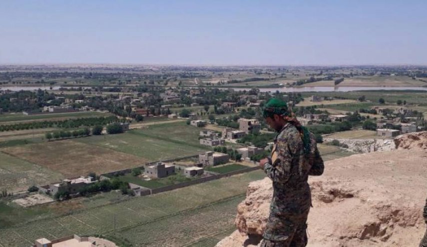 مسرحية الباغوز الهزلية توشك على النهاية!