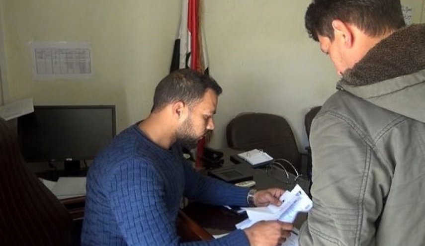 16 ألف عسكري سوري مسرح يتحضرون للحصول على رواتب الدعم الشهرية
