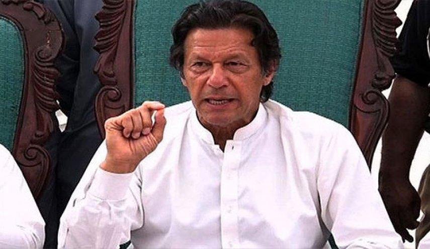 أفغانستان تستدعي سفيرها من باكستان احتجاجا على تصريحات عمران خان