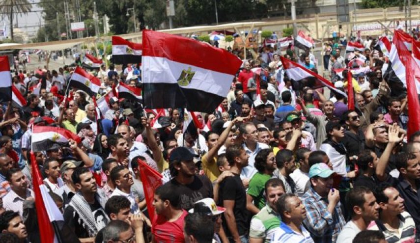 قرار قضائي بمنع مظاهرة معارضي تعديل الدستور في مصر 