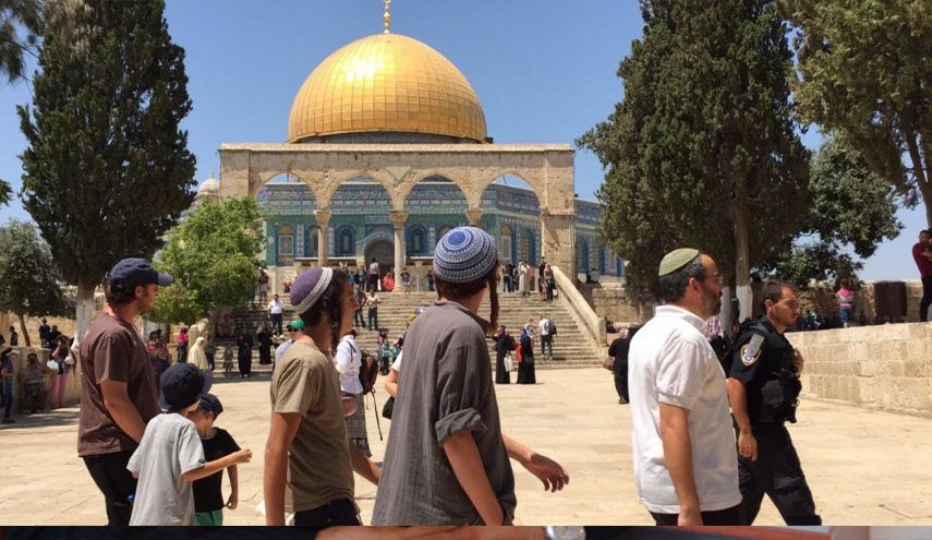 اقتحام جديد للمسجد الأقصى بحماية شرطة الإحتلال