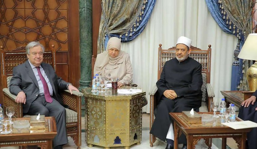 غوتيريش يحذر من تنامي كراهية المسلمين في العالم