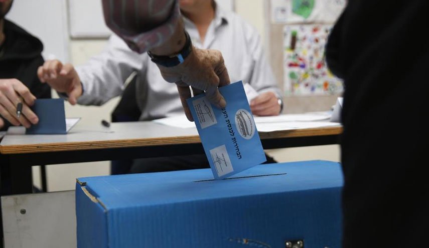 حزب نتنياهو ينصب مئات الكاميرات الخفية في مراكز الاقتراع 