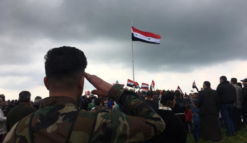 فعالية لرفع العلم السوري فوق تل رفعت بريف حلب الشمالي