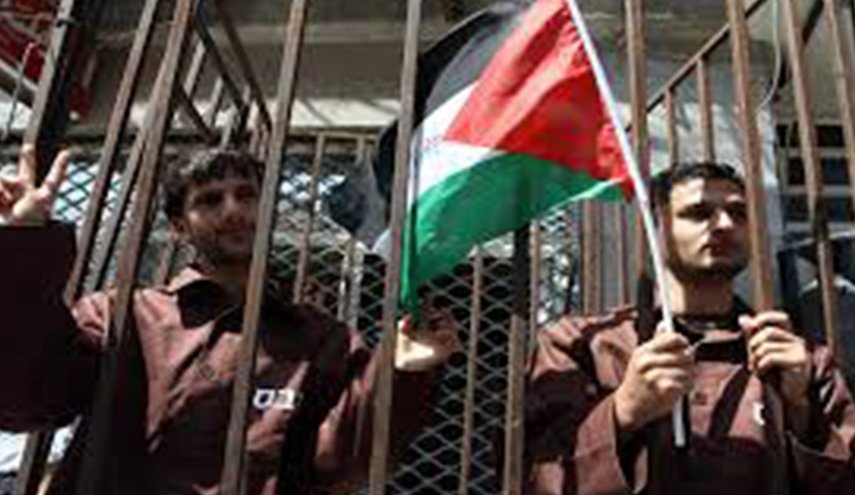 حتى اللحظة .. 400 اسير فلسطيني يخوضون معركة الكرامة