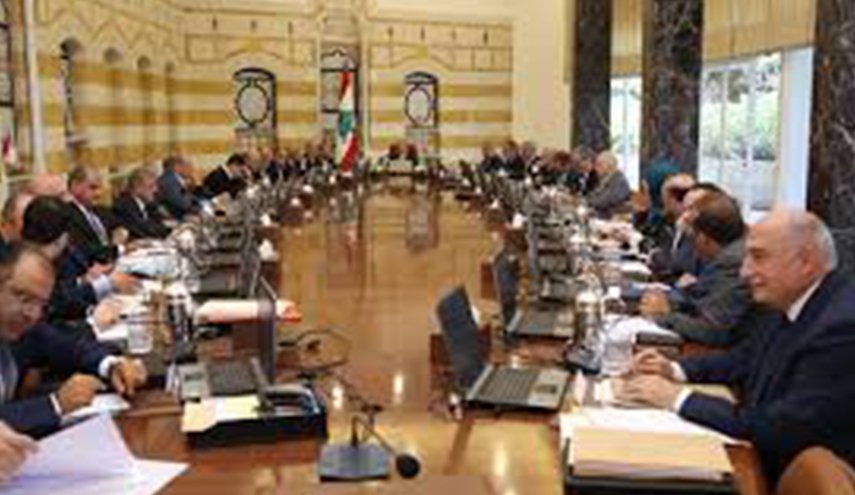 في لبنان تحالف عريض والتحدي في الإقبال