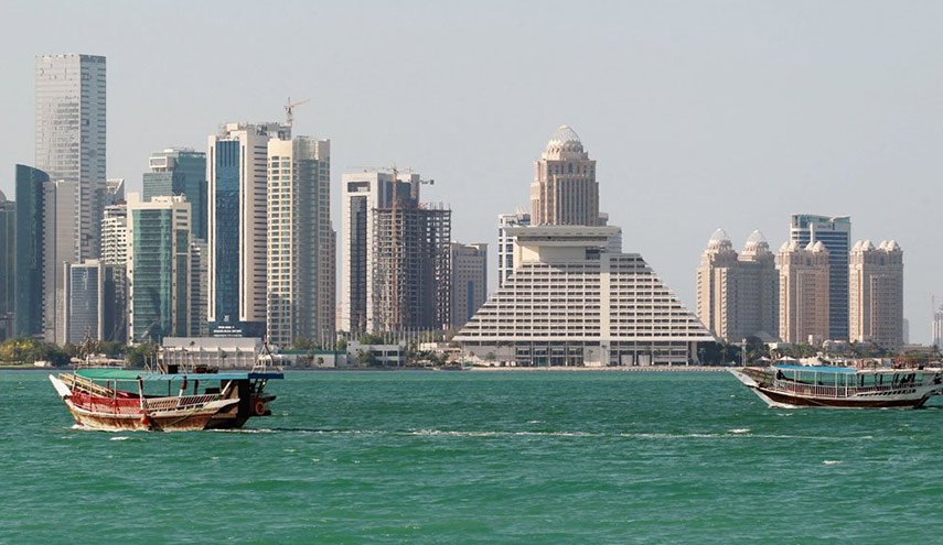 أمير سعودي يهاجم قطر اثر تلقيه سيلا من التغريدات