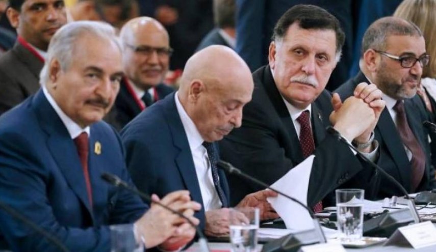 السراج يطالب 'الجنائية' التحقيق في 'جرائم حرب' حفتر