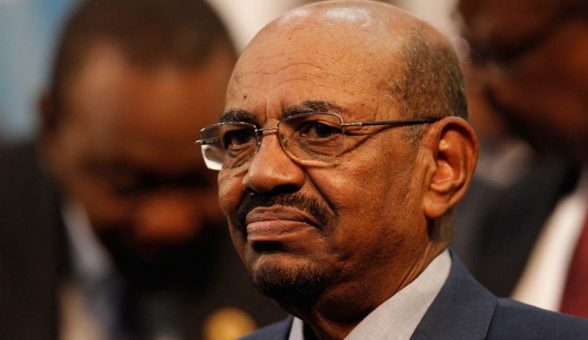 البشير ليس في سجن كوبر وهذا مكانه