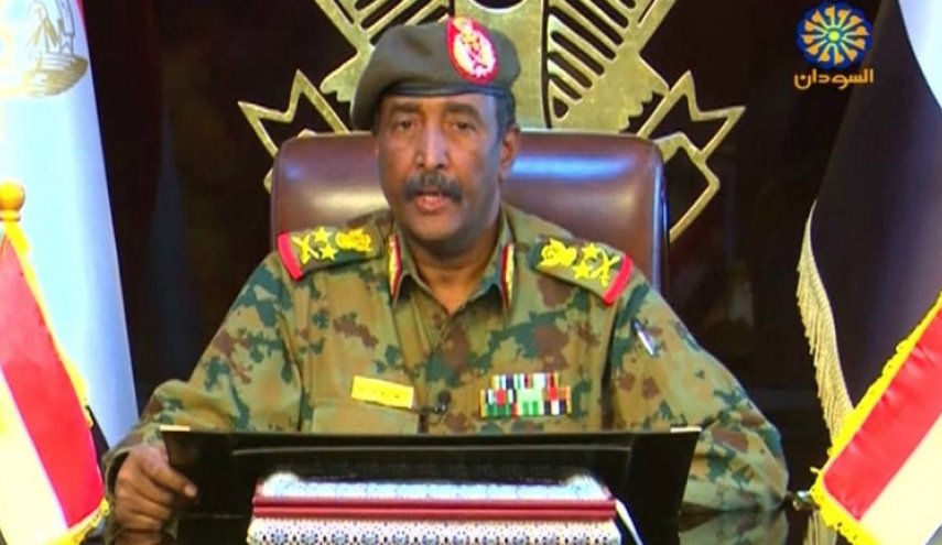 السودان: إحالة من يحمل رتبة فريق بالأمن للتقاعد