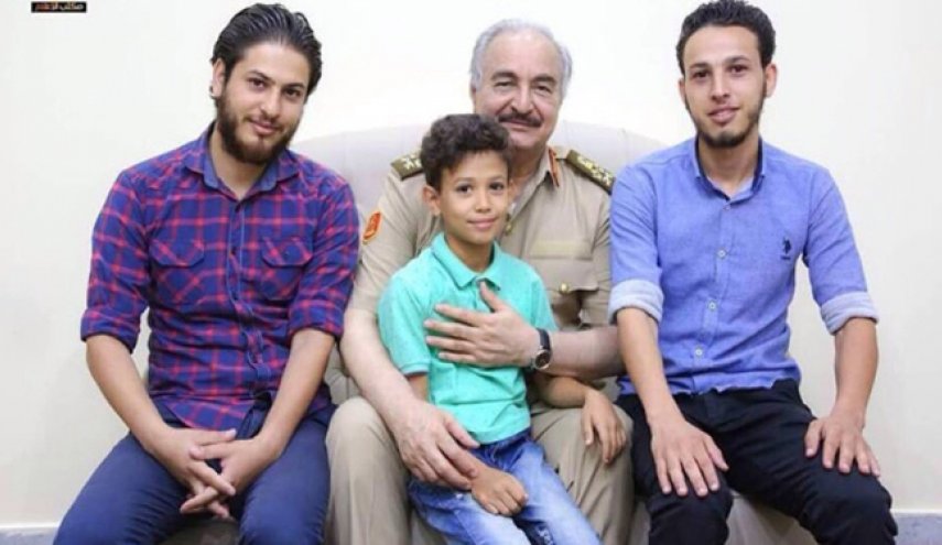 'حكومة الوفاق الوطني' تلاحق أبناء حفتر في قبرص

