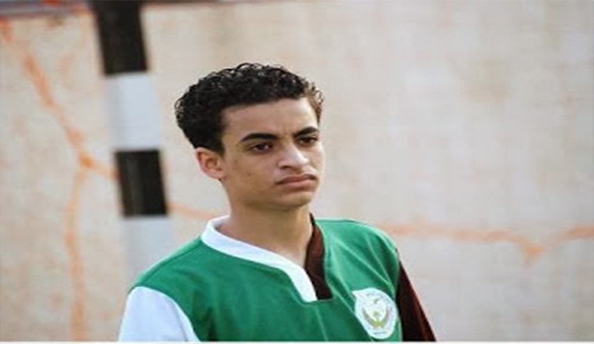 لنشاطه الحقوقي، يعذب 