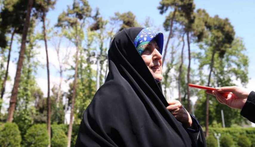 المطالبة بمنح جنسية ايرانية لأولاد وبنات ايرانيات تزوجن بأجنبي حق