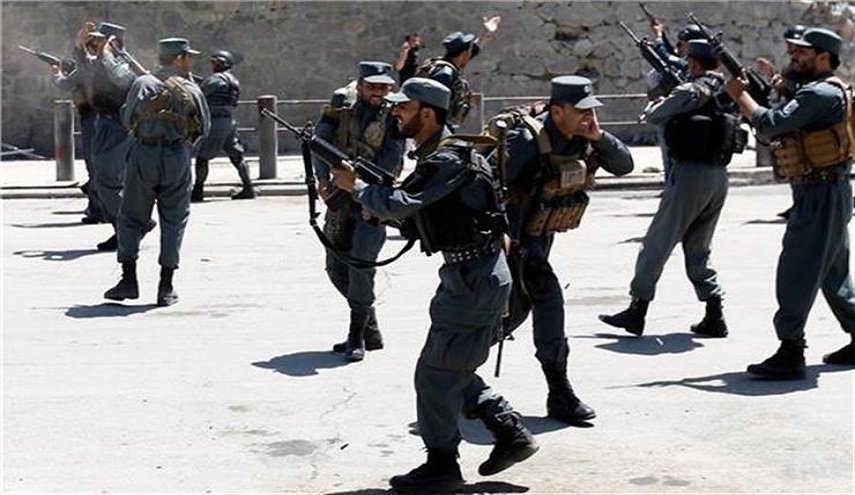 مقتل 18 شرطيا أفغانيا بغارة أمريكية في مدينة لشكر كاه
