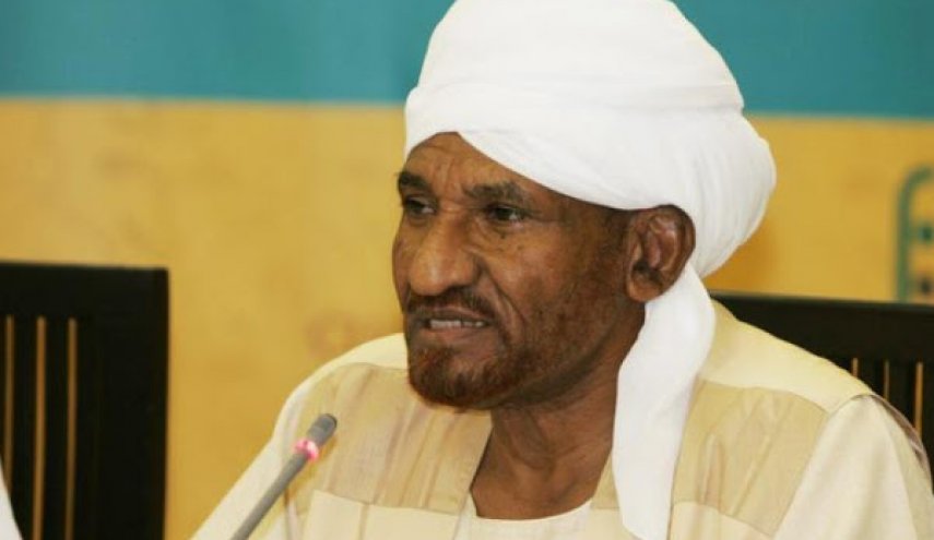الصادق المهدي يتبى مبادرة جديدة لحل الأزمة السياسية