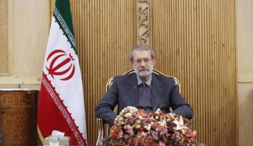 لاريجاني يهنئ نظراءه في الدول الاسلامية بحلول شهر رمضان 