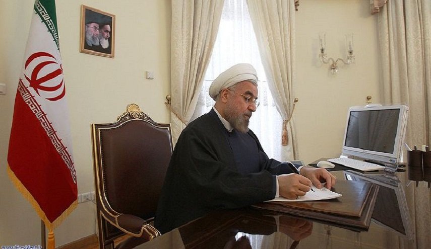 روحاني يهنئ رؤساء الدول الإسلامية بحلول رمضان المبارك