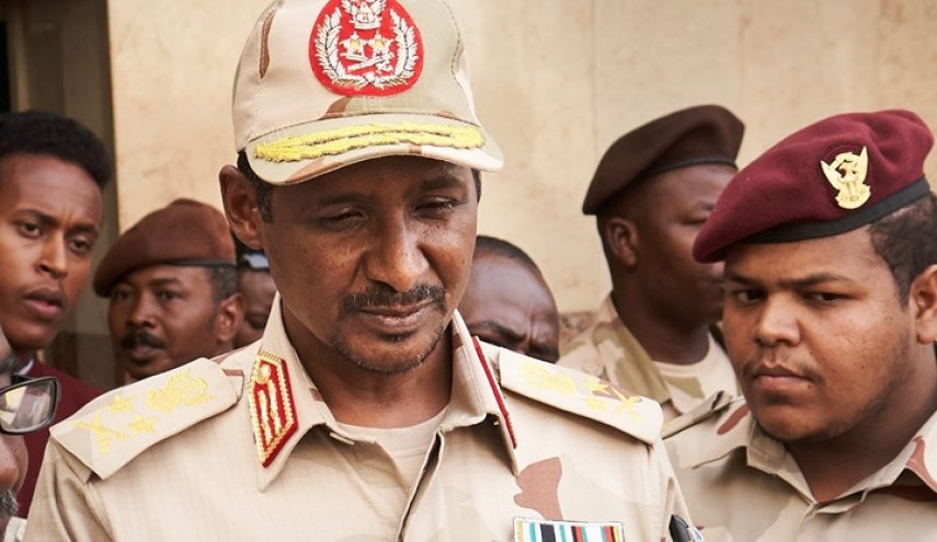 الإمارات تزود قائد قوات الدعم السريع السودانية بالأسلحة الثقيلة
