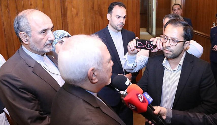 ظریف: ترامب لا یعرف الايرانيين ولا التاریخ