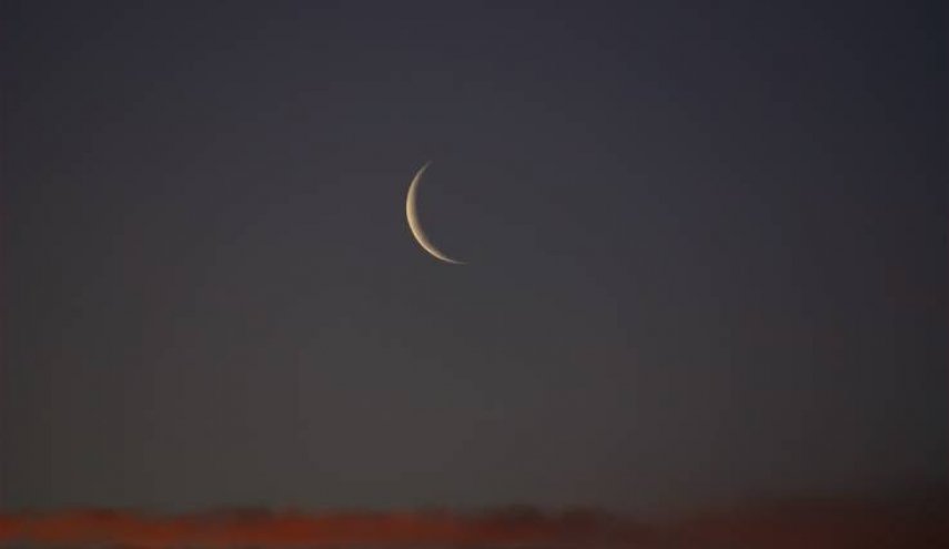 مركز الفلك الدولي..تحديد أول أيام عيد الفطر بالعالمين الإسلامي والعربي

