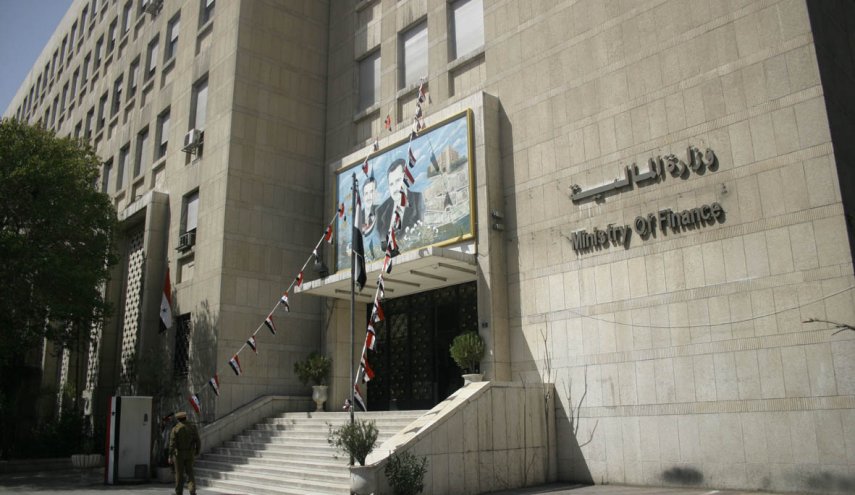 المالية السورية تحدد معايير جديدة لمكلفي الضرائب.. ما هي؟
