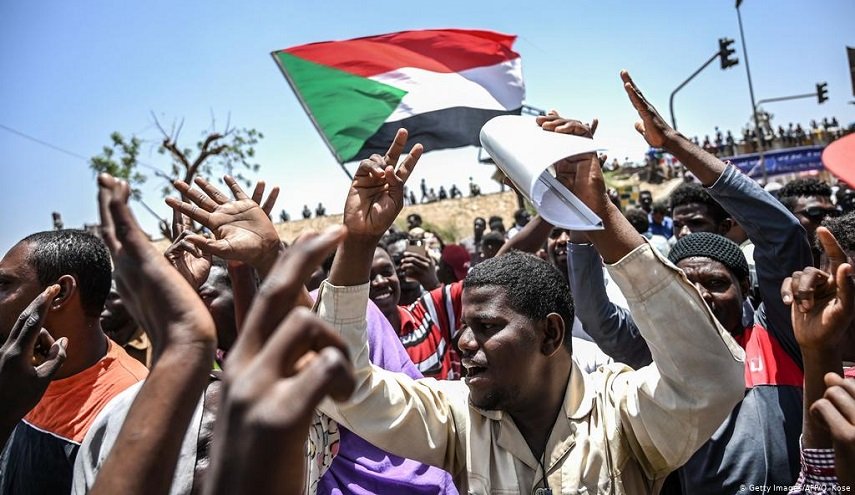  السودان ما بين تصلب المواقف .. الى اين ؟