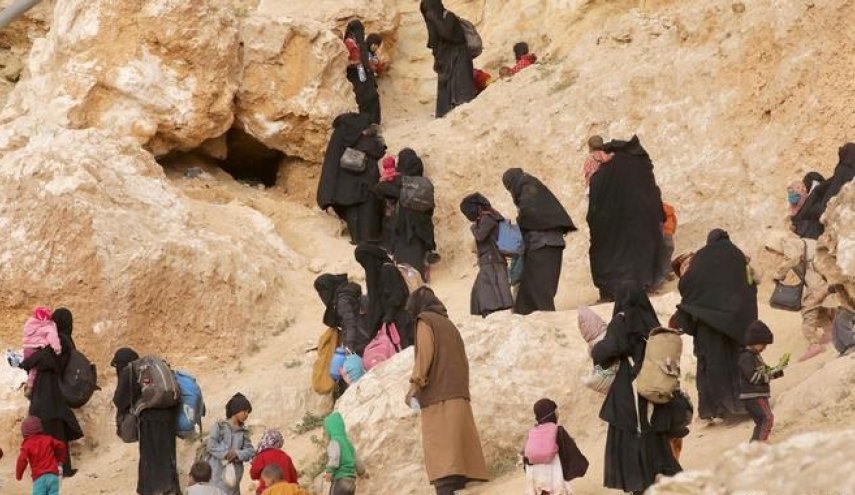 العراق يسلم تركيا 188 من أطفال داعش