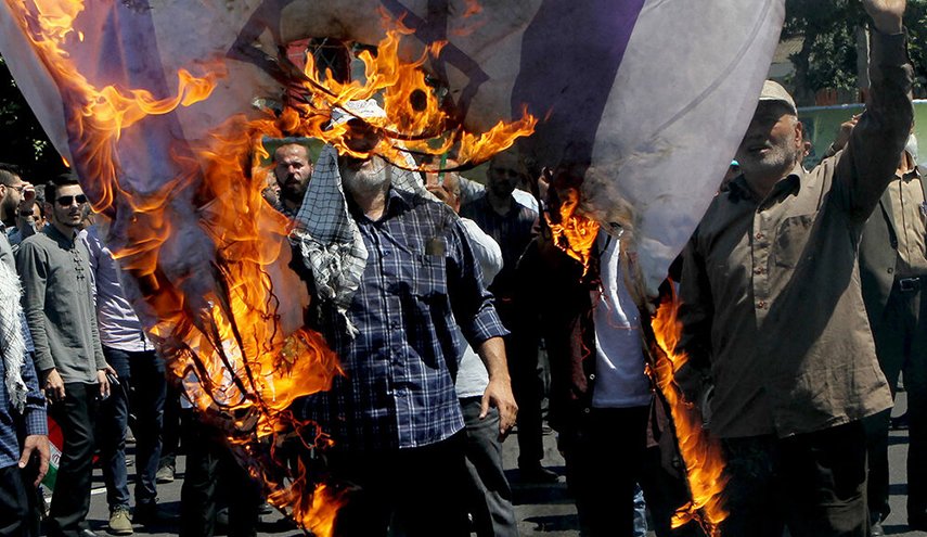 بالصور.. الايرانيون يشاركون في ميليونية القدس (4)
