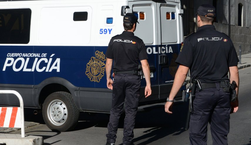 إسبانيا تعلن توقيف شخصا سوريا بهذه التهمة 