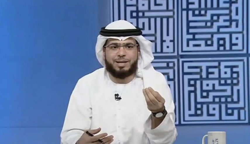 داعية إماراتي يقاضي منتقديه حول أحاديث صحيح البخاري 