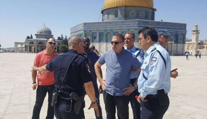 وزير صهيوني: سنضمن بقاء الأقصى مفتوحًا أمام اليهود