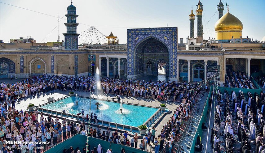 شاهد بالصور..اقامة صلاة عيد الفطر في ارجاء ايران (4)