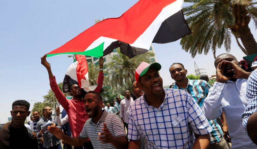 المعارضة السودانية: لن ندخل القصر الرئاسي ثانية