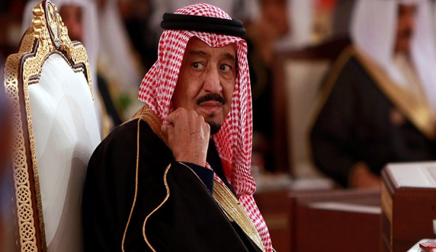 على السعودية ان ترفع الراية البيضاء