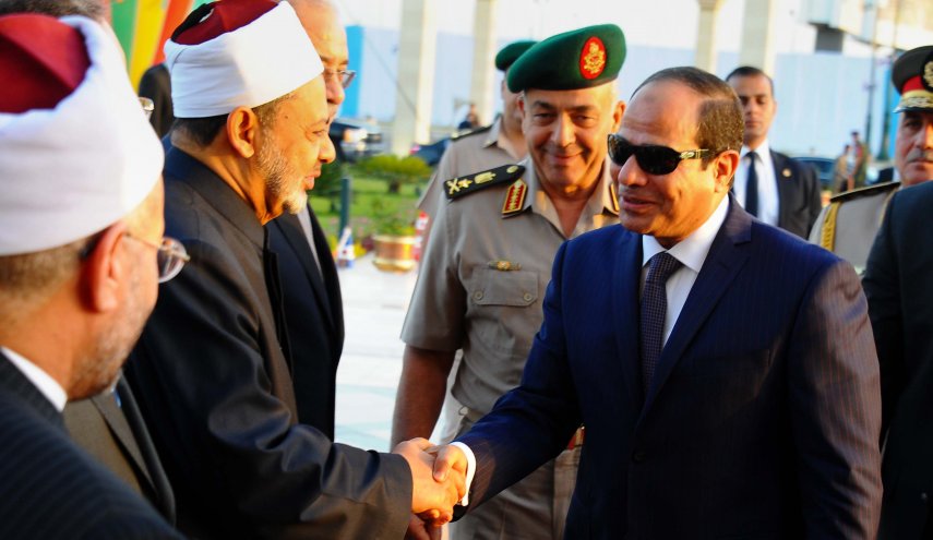 شيخ الأزهر: إحراجٌ... فإخراج
