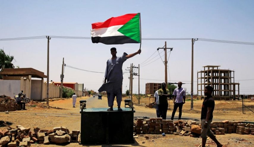 شوارع الخرطوم تتأهب لموجة العصيان المدني الشامل
