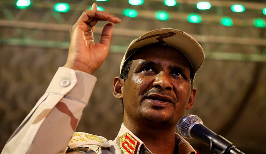 حميدتي.. من تاجر جمال إلى رئيس السودان