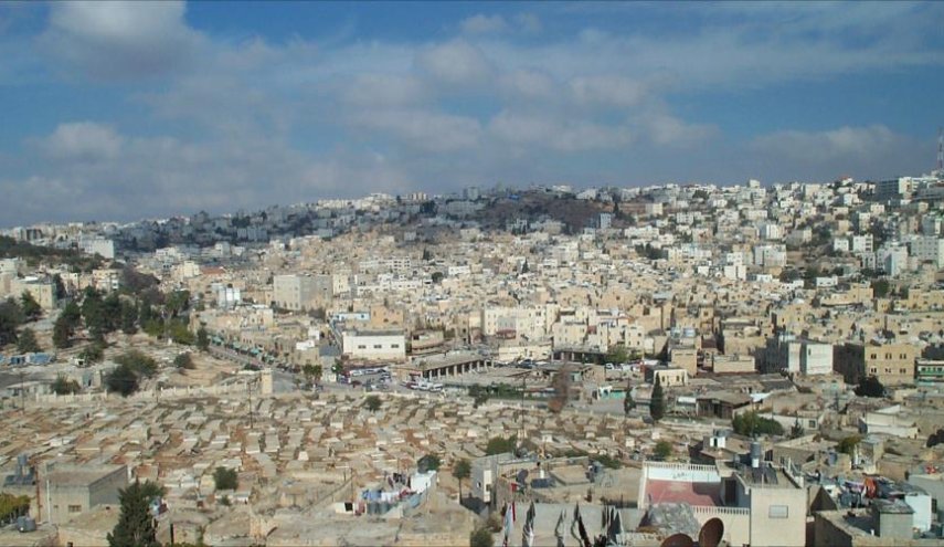 






إحتلال مساحات جديدة في الخليل بالضفة الغربية