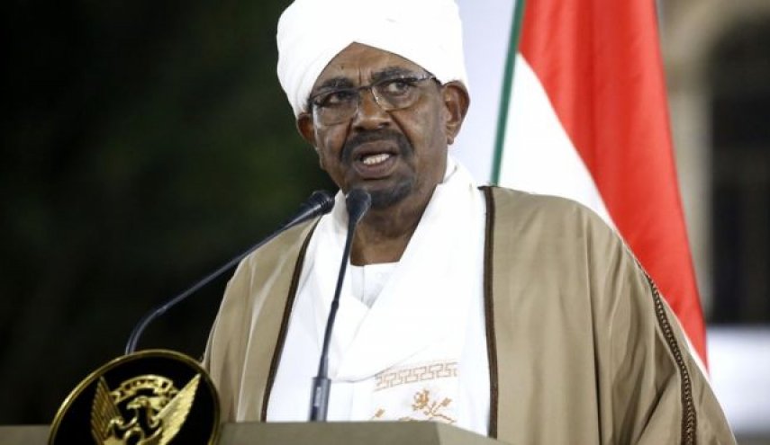 النيابة السودانية توجه ثلاث تهم الى عمر البشير 