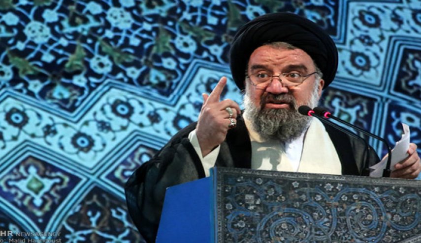 خطيب طهران: ترامب سيأخذ امنيته معه الى القبر
