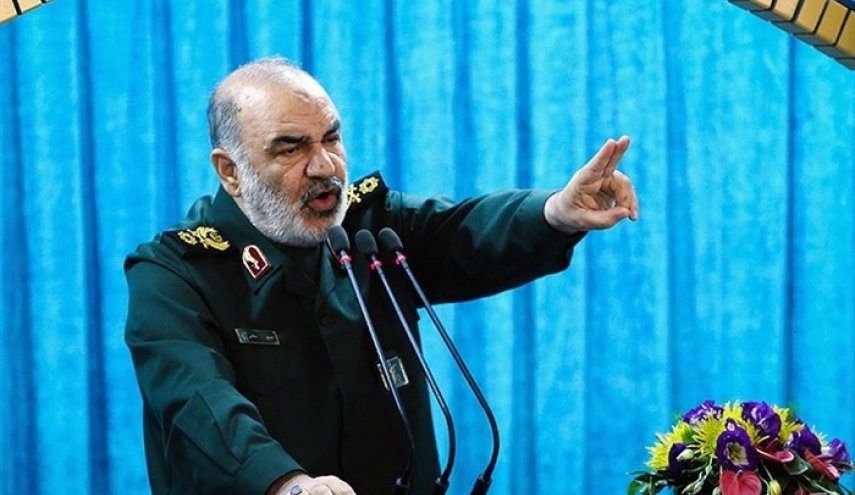 صواريخ ايران الباليستية قادرة على استهداف السفن
