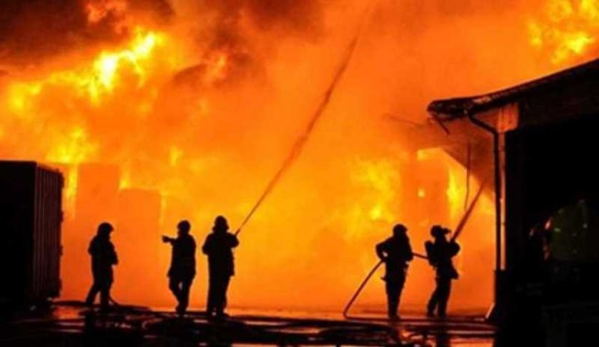 حريق يلتهم أكبر معمل للخيوط في مدينة حلب
