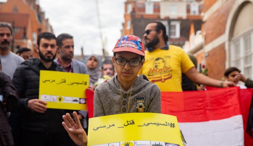 دعوات حقوقية لفتح تحقيق دولي بوفاة محمد مرسي