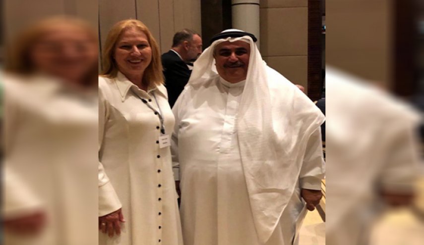 بالصورة.. تسيبي ليفني أمام باب البحرين تكشف سرا