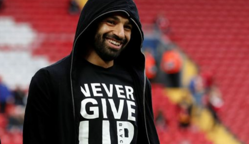 ليفربول يوجه رسالة إلى محمد صلاح قبيل مباراة أوغندا 