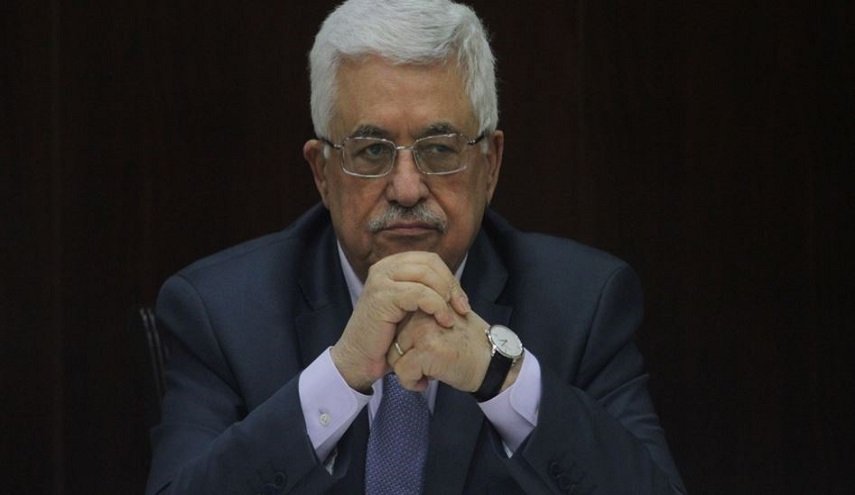هآرتس تحذر من سقوط السلطة الفلسطينية ومجيء 'قيادة شابة'