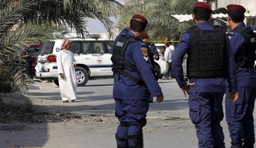شبكة رصد: اعتقال 43 بحرينيا والمداهمات مستمرة