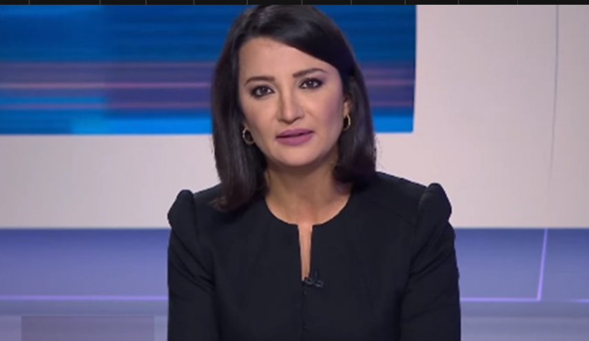 مذيعة 'الجزيرة' تدخل جدالا تويتريا صاخبا حول القحطاني؟