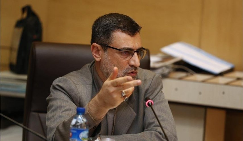نائب ايراني: مشروع قرار فرض رسوم لعبور السفن مضيق هرمز